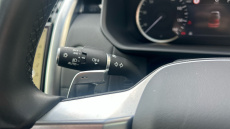 Land Rover Discovery 3.0 D300 S 5dr Auto Diesel Station Wagon